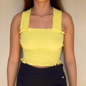 Editorial, « cotton candy LA » yellow cropped cami